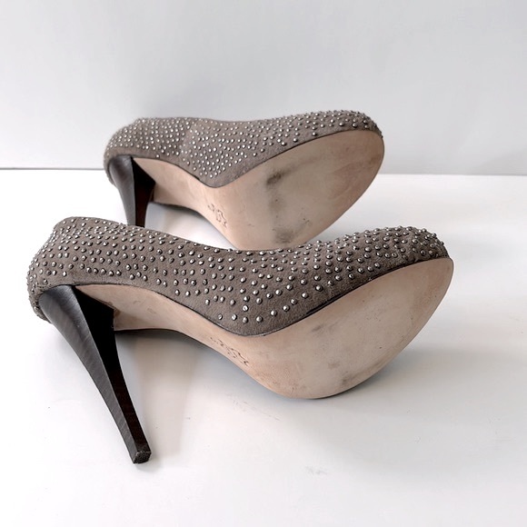 Dolce Vita Suede Studded Stiletto Platform Pumps, Gray, size 6 - Picture 12 of 13